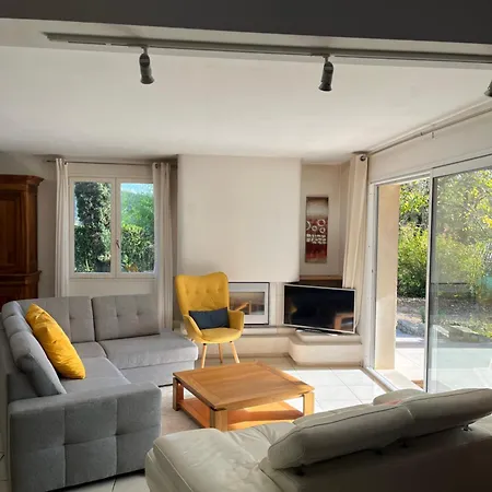 Maison Des Soles Piscine Cahors St Cirq Lapopie Lamagdelaine