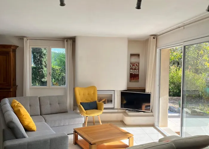 Maison Des Soles Piscine Cahors St Cirq Lapopie Lamagdelaine